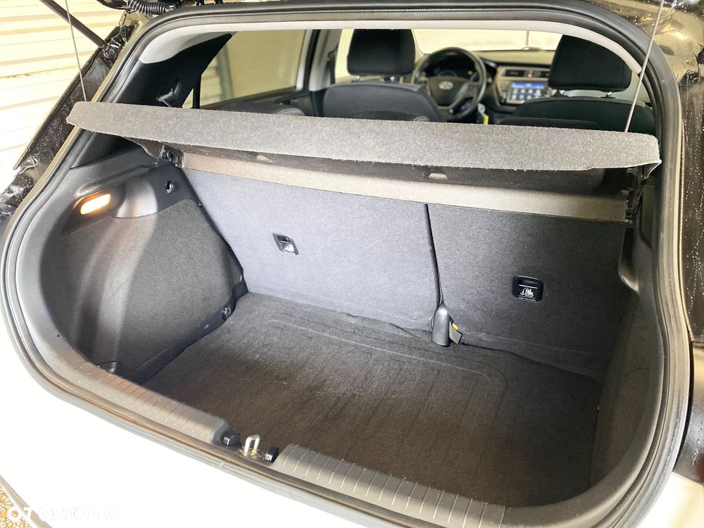 Hyundai i20 1.2 Classic Plus - 25