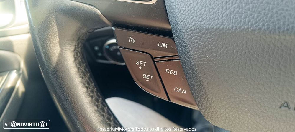 Ford Focus SW 1.0 EcoBoost S&S Titanium - 12