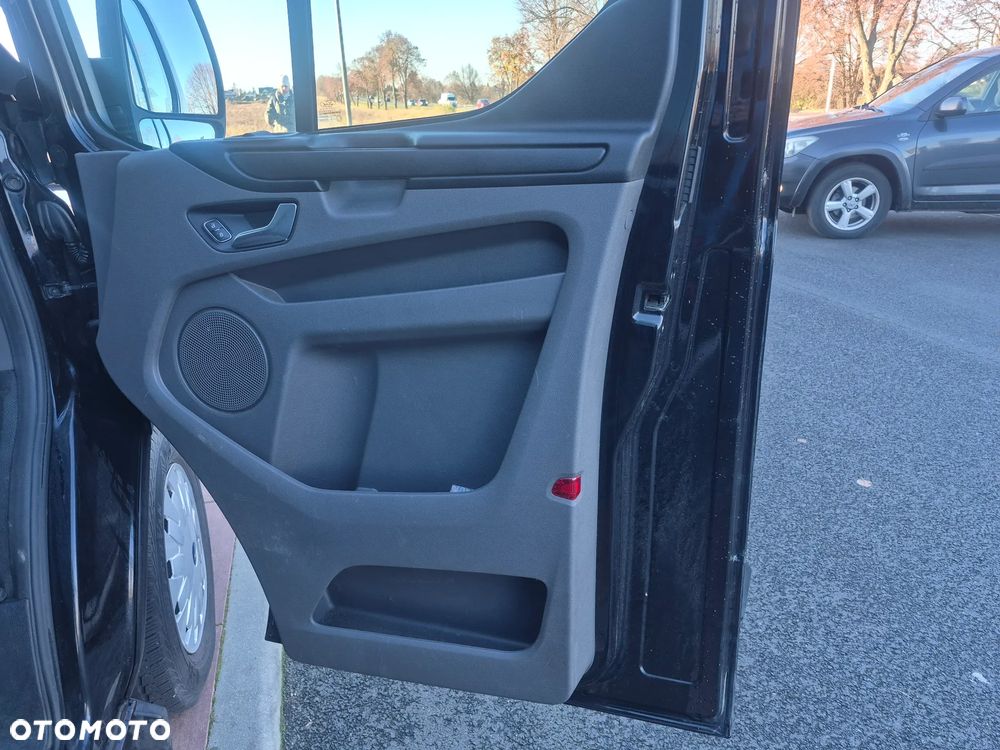 Ford Transit Custom 310 L2H1 Limited - 15