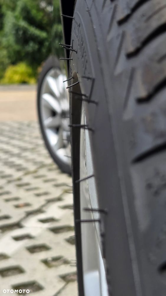 Renault Laguna 2.0T GT - 9