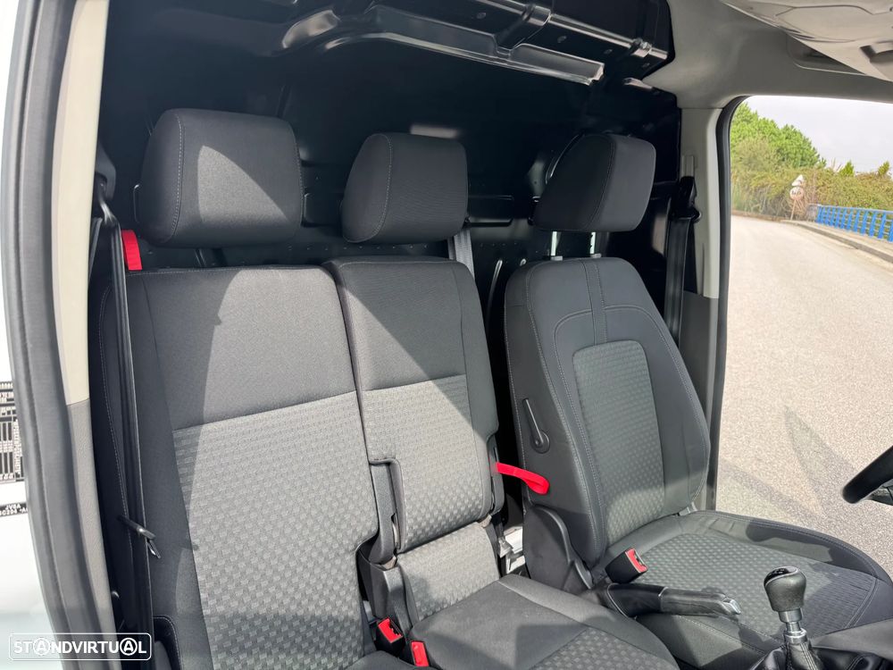 Ford Transit Connect L2 - 18