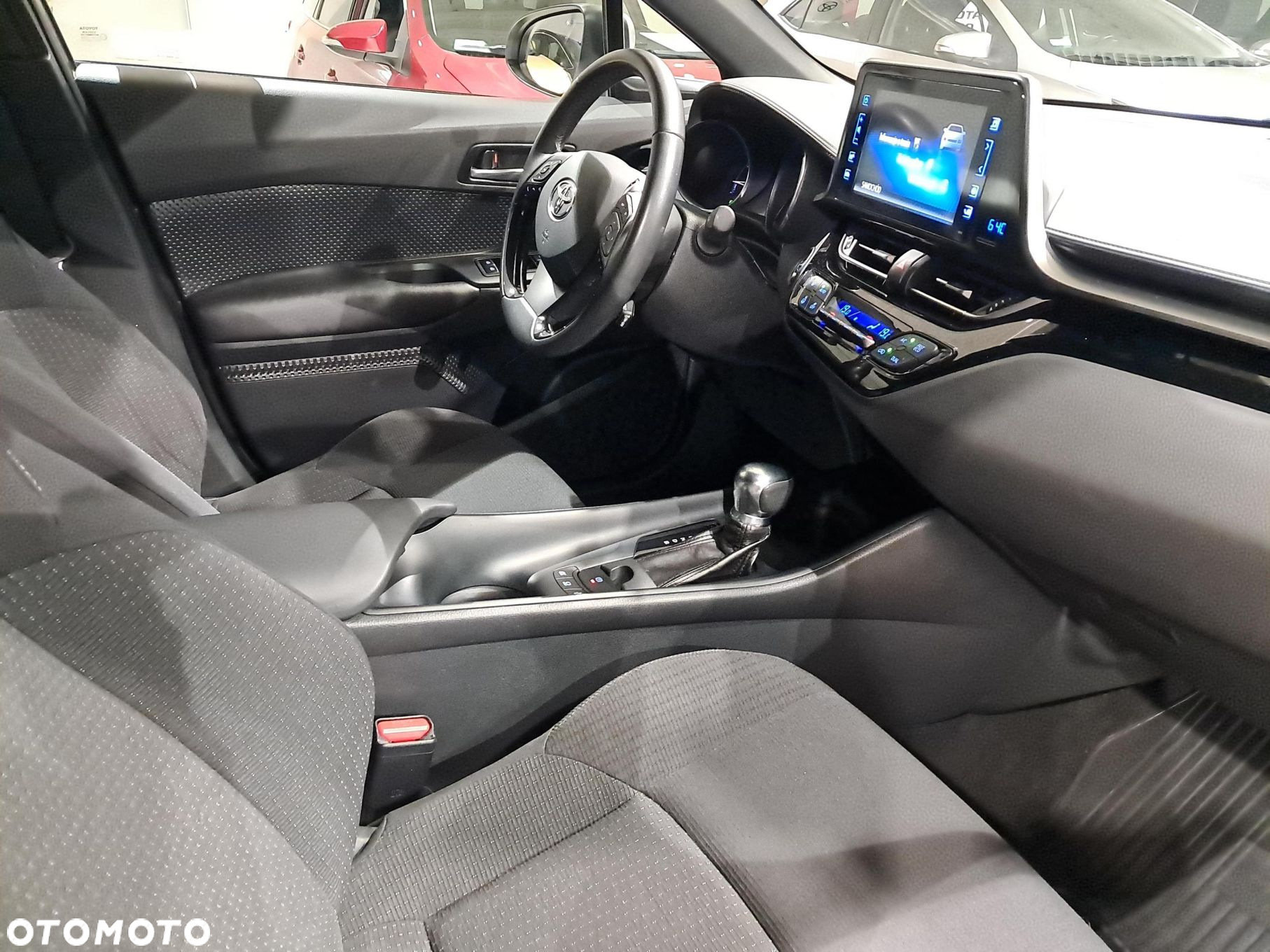 Toyota C-HR 1.8 Hybrid Premium - 9