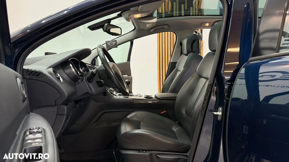 Peugeot 3008 - 14