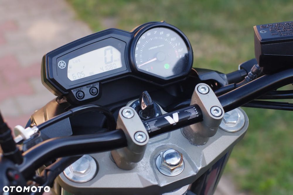 Yamaha XJ - 15