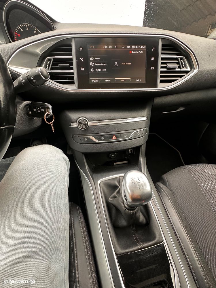 Peugeot 308 SW BlueHDi 120 Stop & Start Allure - 13