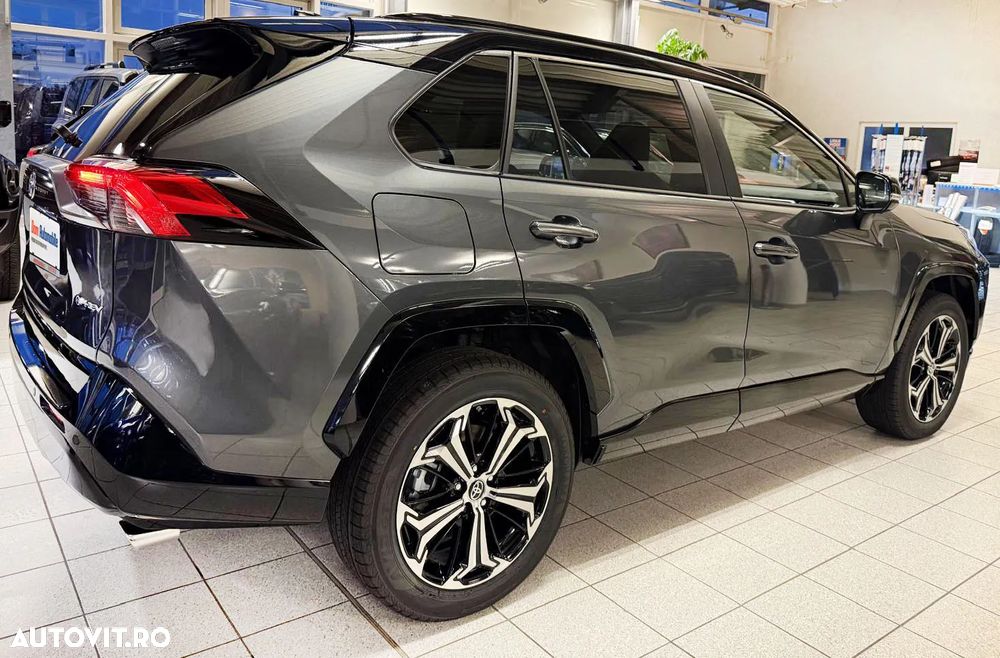 Toyota RAV4 Plug-in-Hybrid - 3