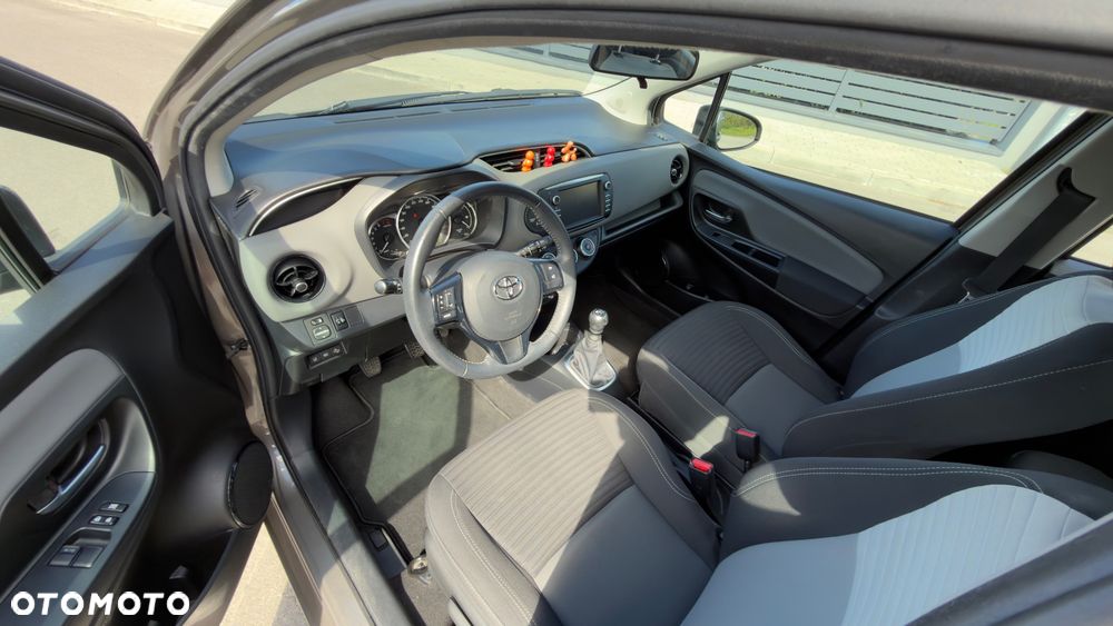 Toyota Yaris 1.5 Selection - 5