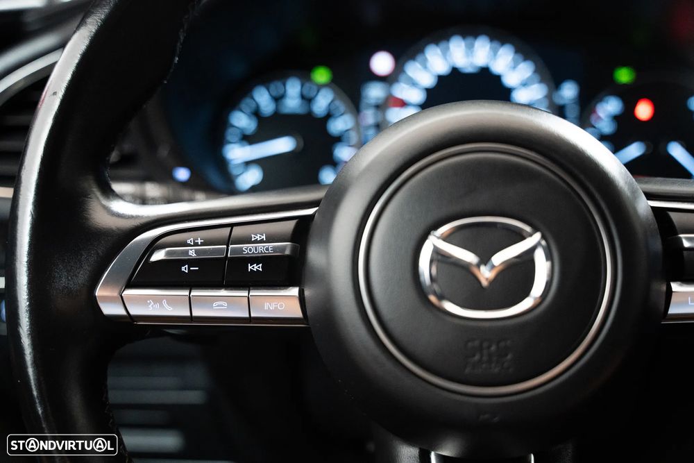 Mazda 3 Hatchback - 24