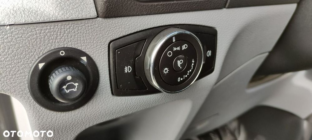 Ford Transit - 30