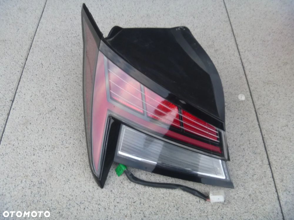 HYUNDAI ELANTRA VII 2021- BLENDA SPOILER NAKŁADKA NA KLAPE GÓRNA - 5
