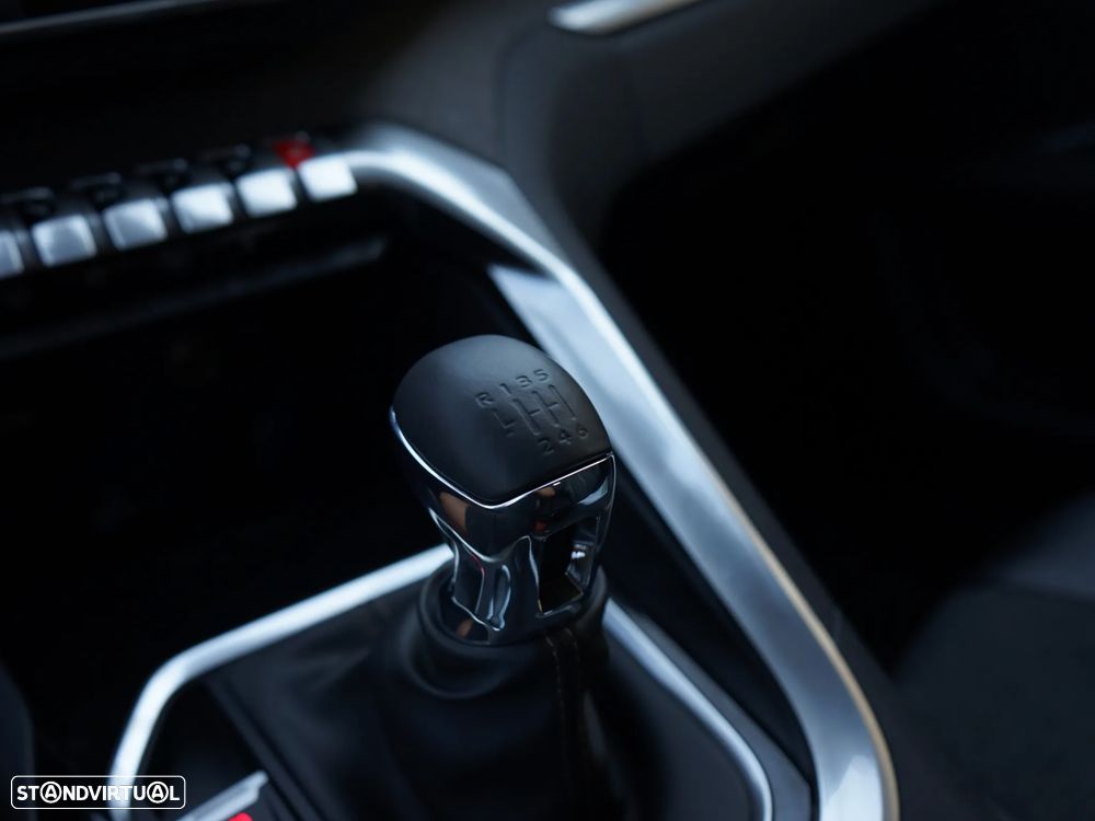 Peugeot 5008 1.5 BlueHDi GT Line - 18