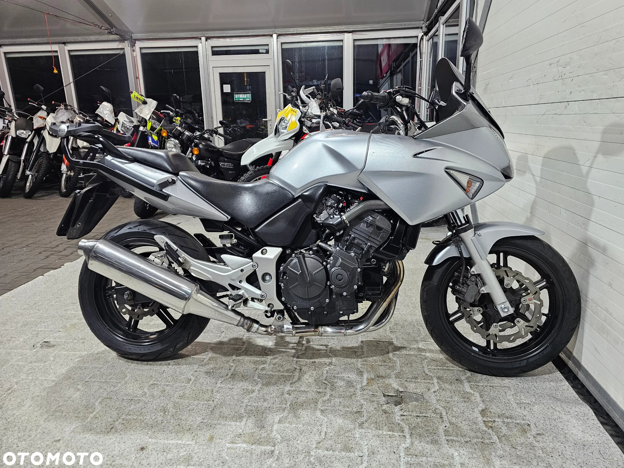 Honda CBF - 24