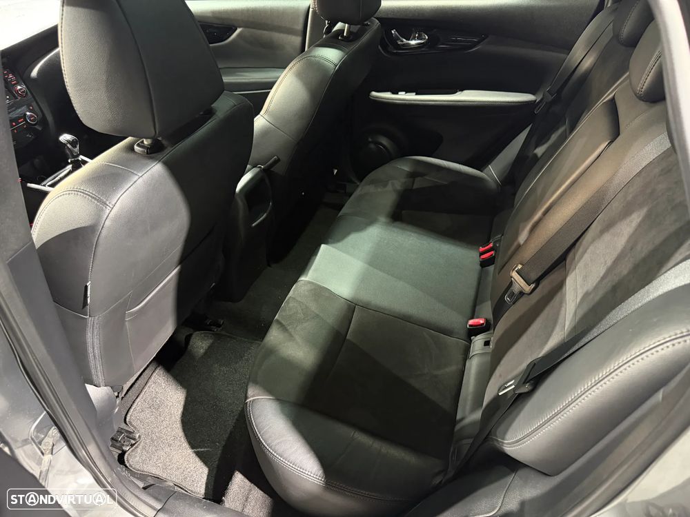 Nissan Qashqai 1.5 dCi TEKNA+ - 38