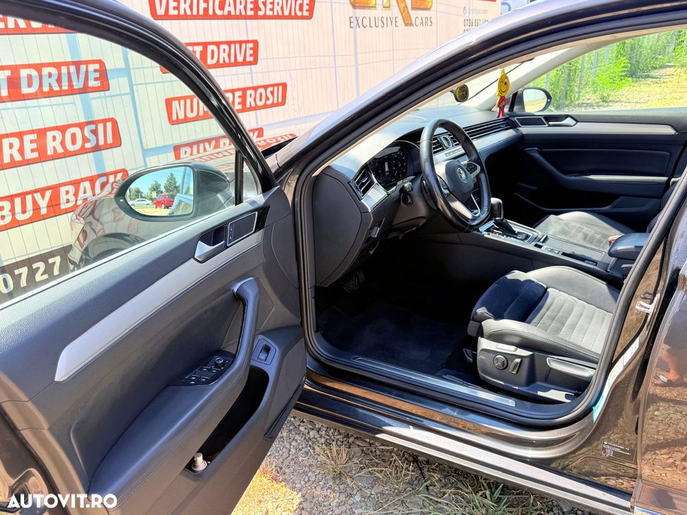 Volkswagen Passat 2.0 TDI DSG Highline - 9