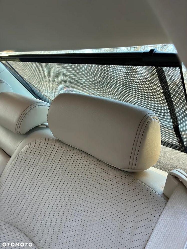 Lexus IS 220 D Prestige - 15