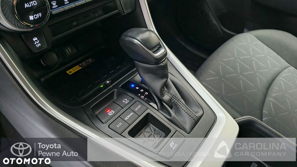 Toyota RAV4 - 13
