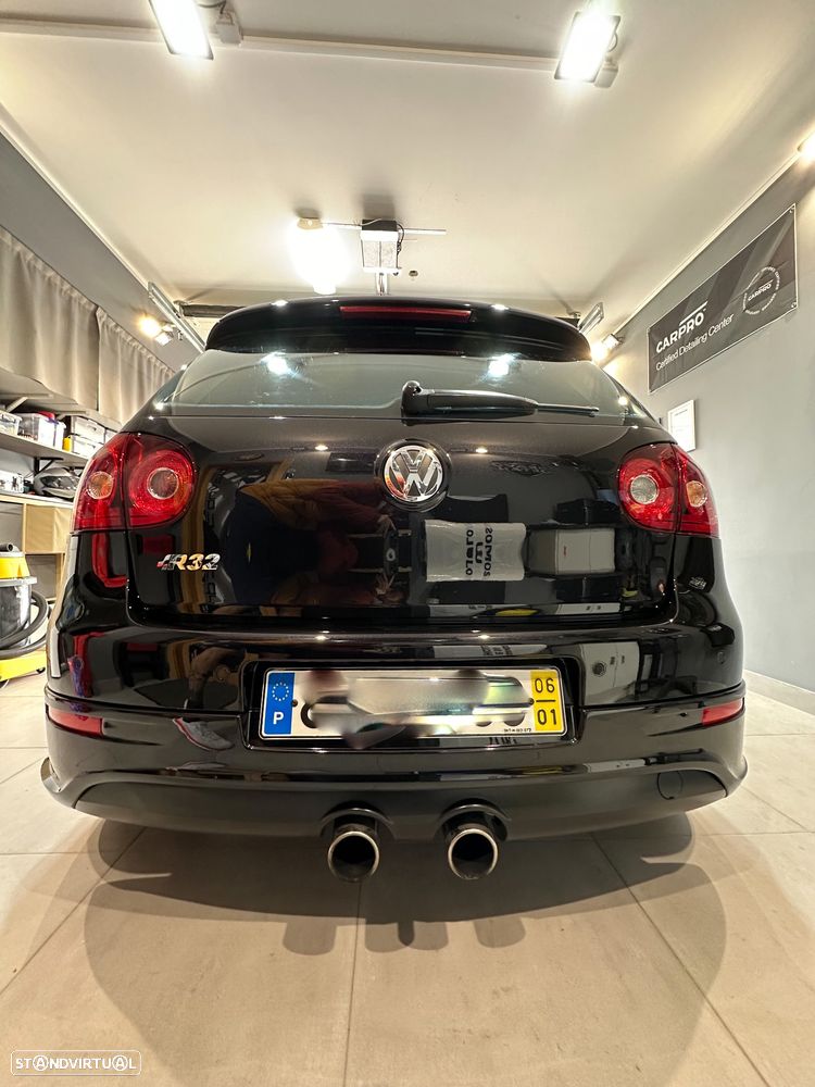 VW Golf R32 4Motion - 1