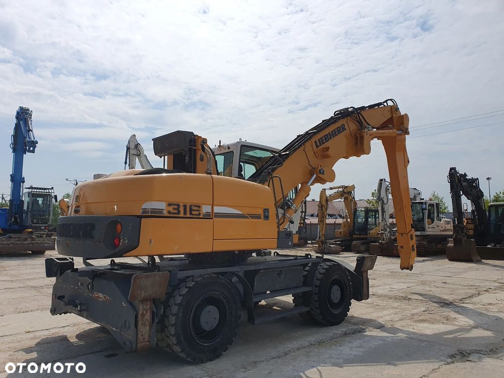 Liebherr A316 - 3