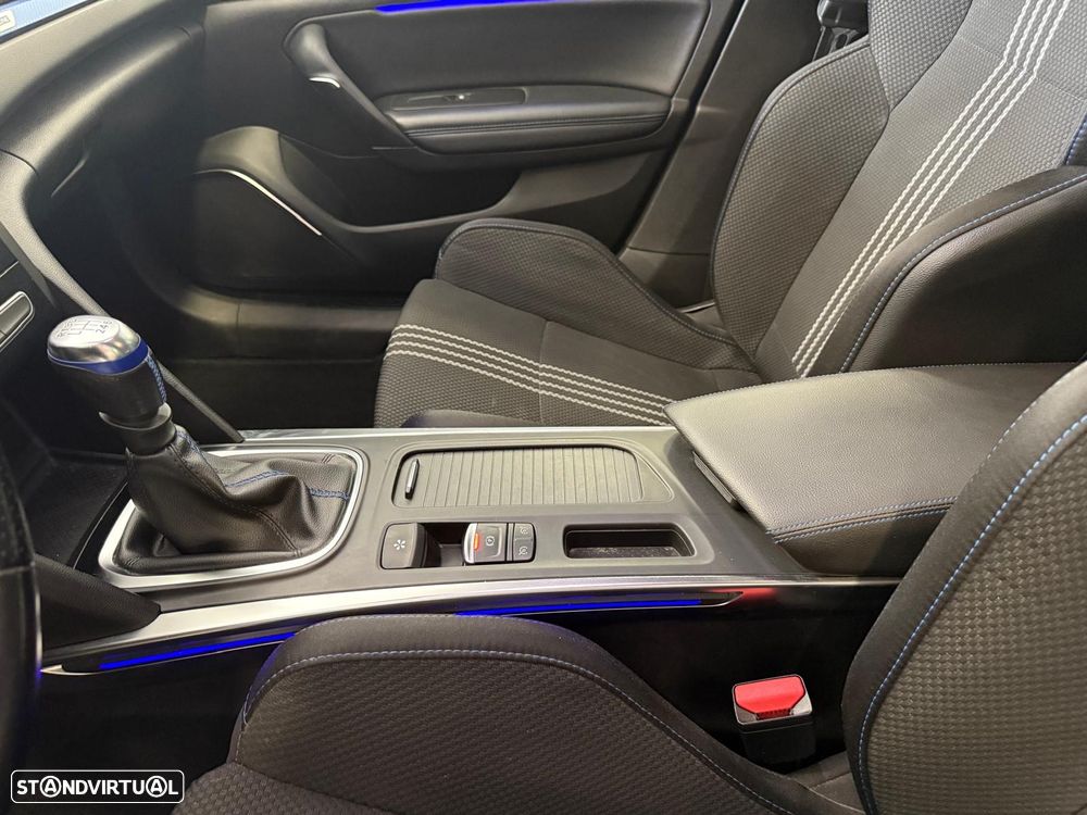 Renault Mégane 1.5 dCi GT Line J18 - 7