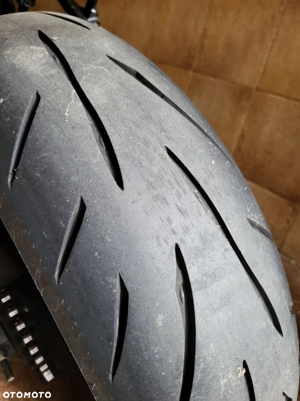 Yamaha R7 - 8