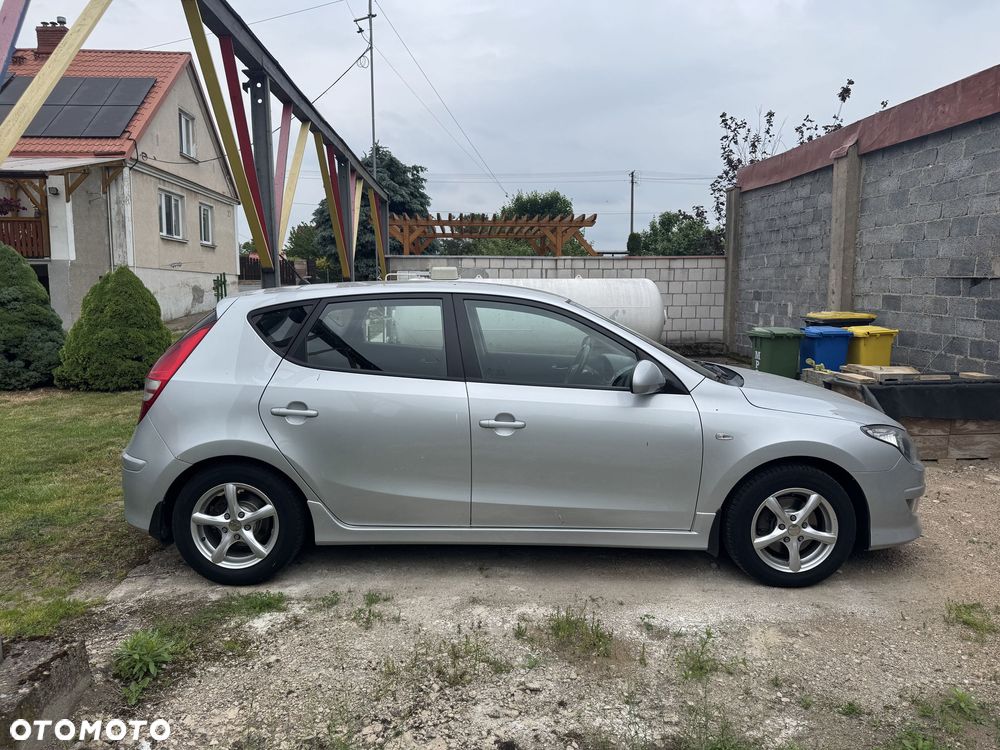 Hyundai i30 1.6 CRDi Comfort EU5 - 1