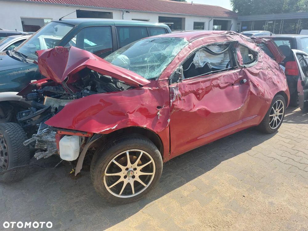 Alfa Romeo MITO 2009 r. 1,4 benzyna na części - 6