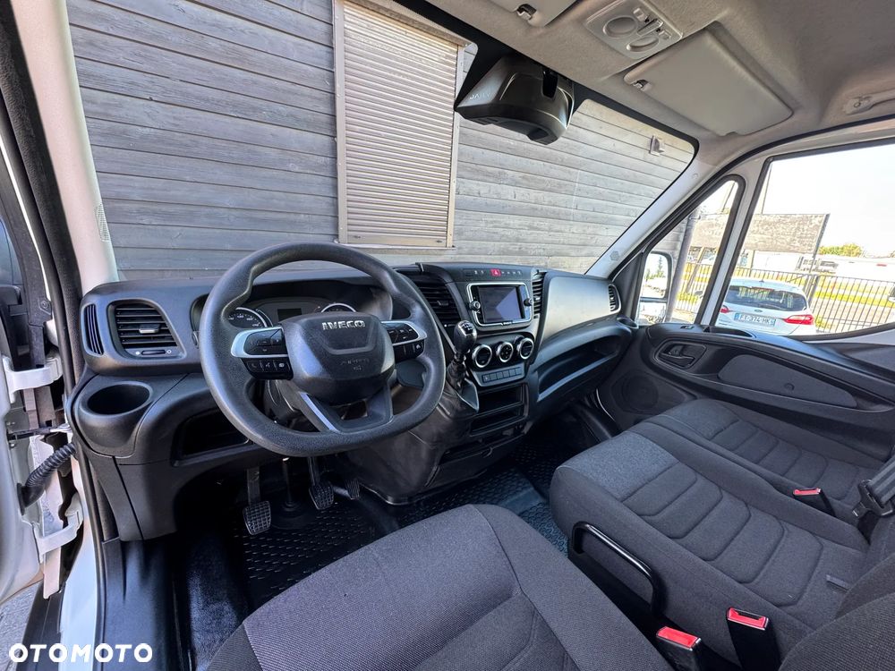 Iveco DAILY - 15