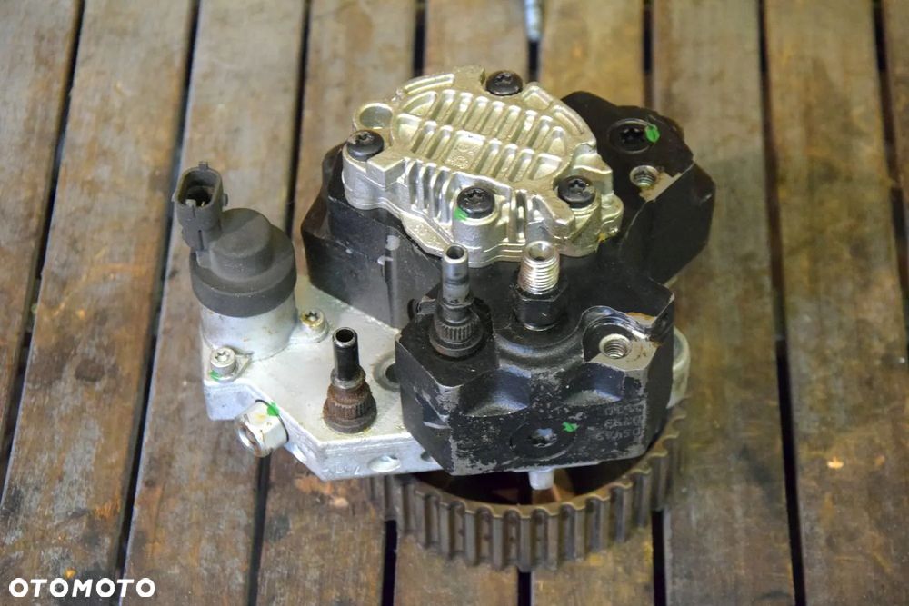 Renault 1.9 DCI Pompa wtryskowa 0445010075 8200108225 Używana stan BDB - 3