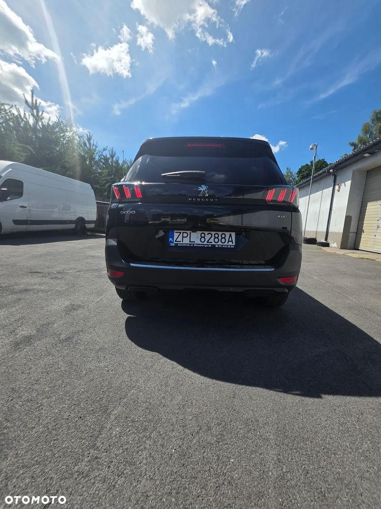 Peugeot 5008 - 10