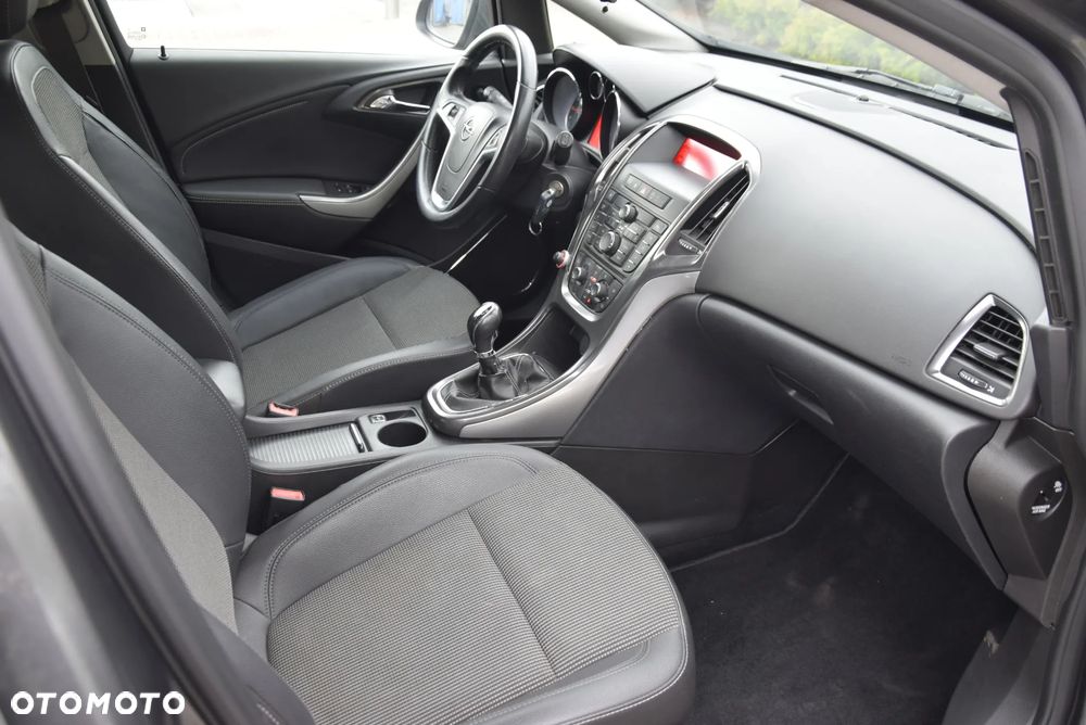 Opel Astra 1.6 Enjoy EU6 - 32