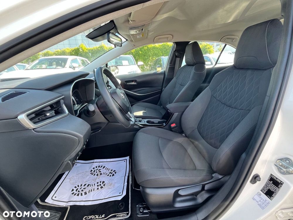 Toyota Corolla 1.8 Hybrid Comfort - 27