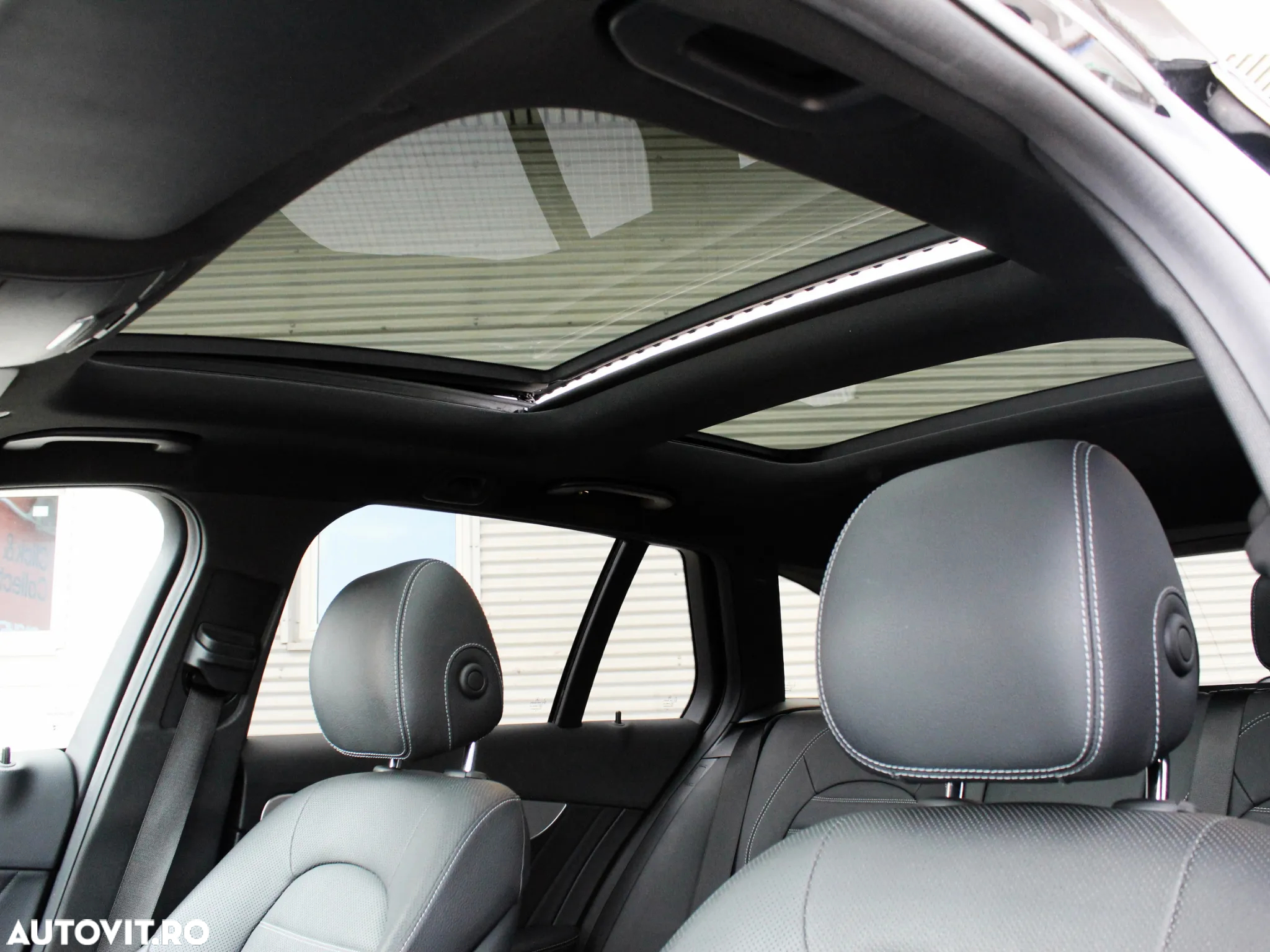 Mercedes-Benz C 220 d 4Matic T 9G-TRONIC AMG Line - 7