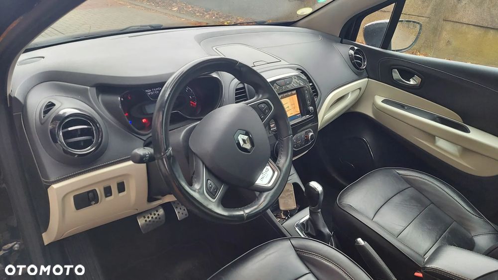 Renault Captur - 16