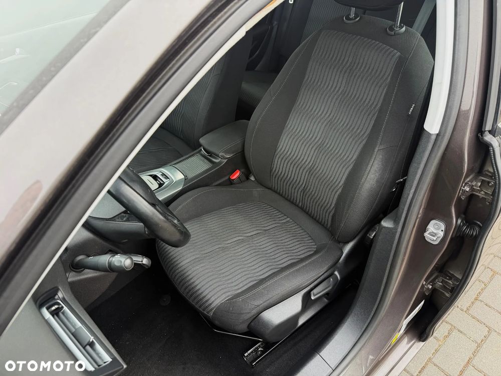 Peugeot 308 BlueHDi 150 EAT6 Stop & Start Business-Line - 8