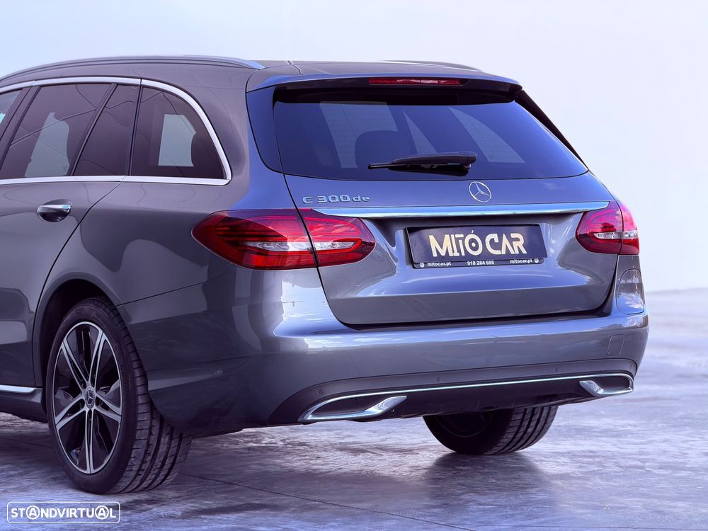 Mercedes-Benz C 300 de 4Matic T 9G-TRONIC Avantgarde - 22