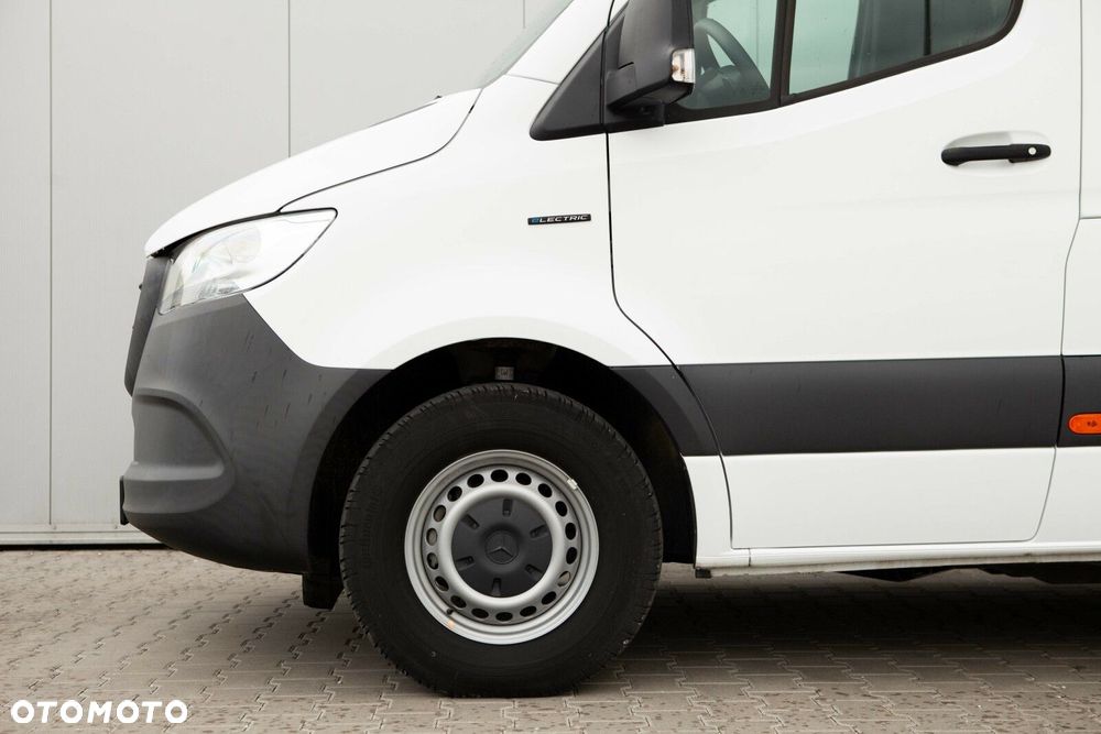 Mercedes-Benz eSprinter - 6