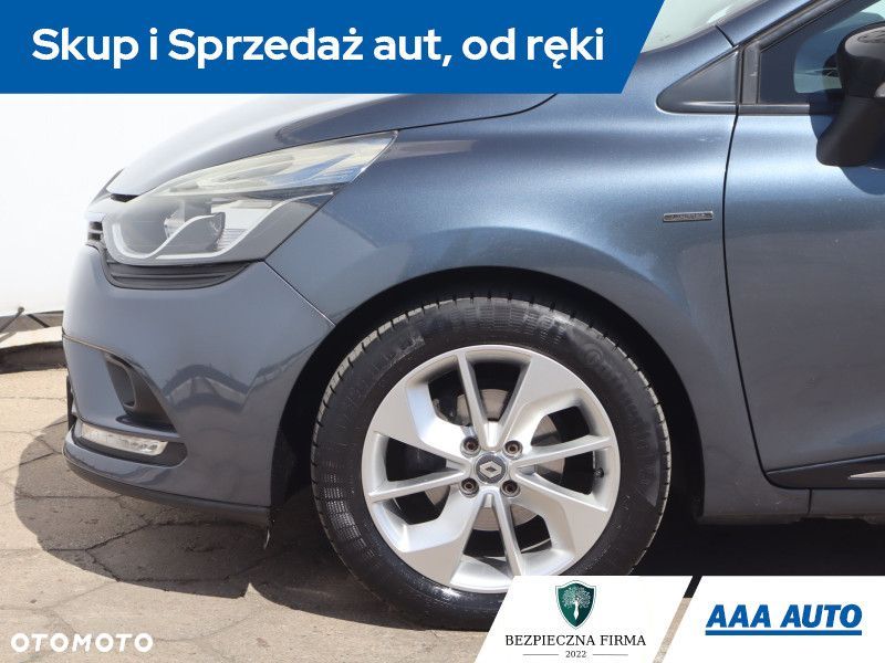 Renault Clio - 15