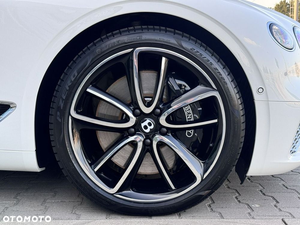 Bentley Continental GT - 10
