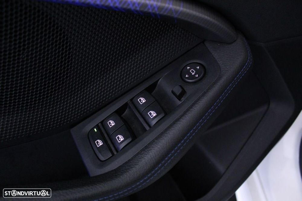 BMW 116 d Pack Desportivo M Auto - 20