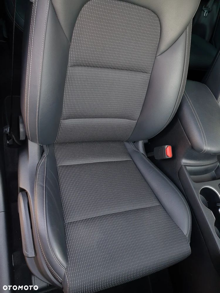 Kia Sportage 1.6 T-GDI Black Edition 2WD DCT - 30