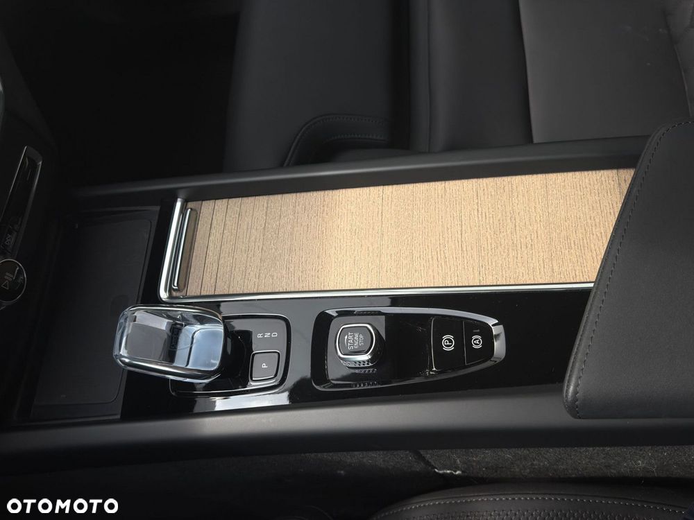 Volvo XC 60 - 16