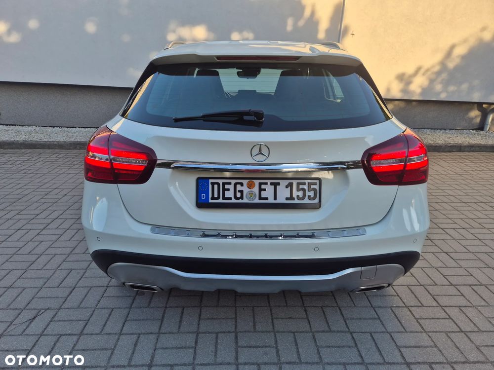 Mercedes-Benz GLA 200 UrbanStyle Edition - 7