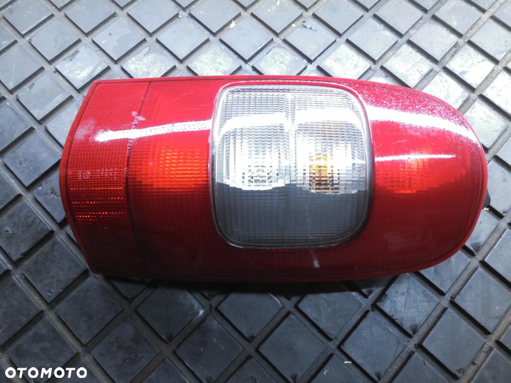 OPEL SINTRA LAMPA TYLNA PRAWA EUROPA POSIADAM 2 SZT - 1
