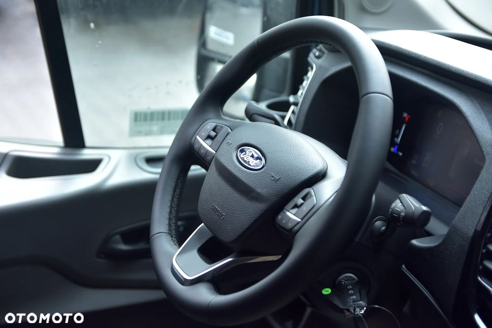 Ford Transit - 20