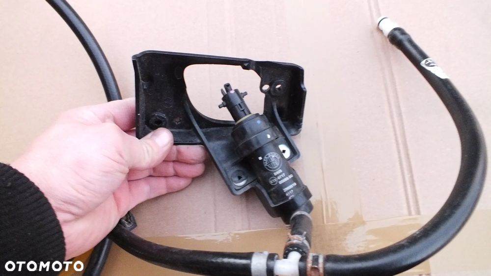 Spryskiwacz reflektorów lewy prawy Alfa Romeo Giulia - 5