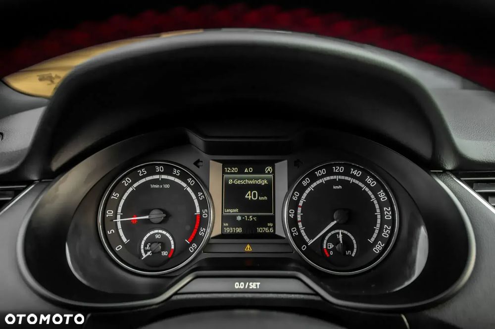 Skoda Octavia 2.0 TDI (Green tec) RS - 28