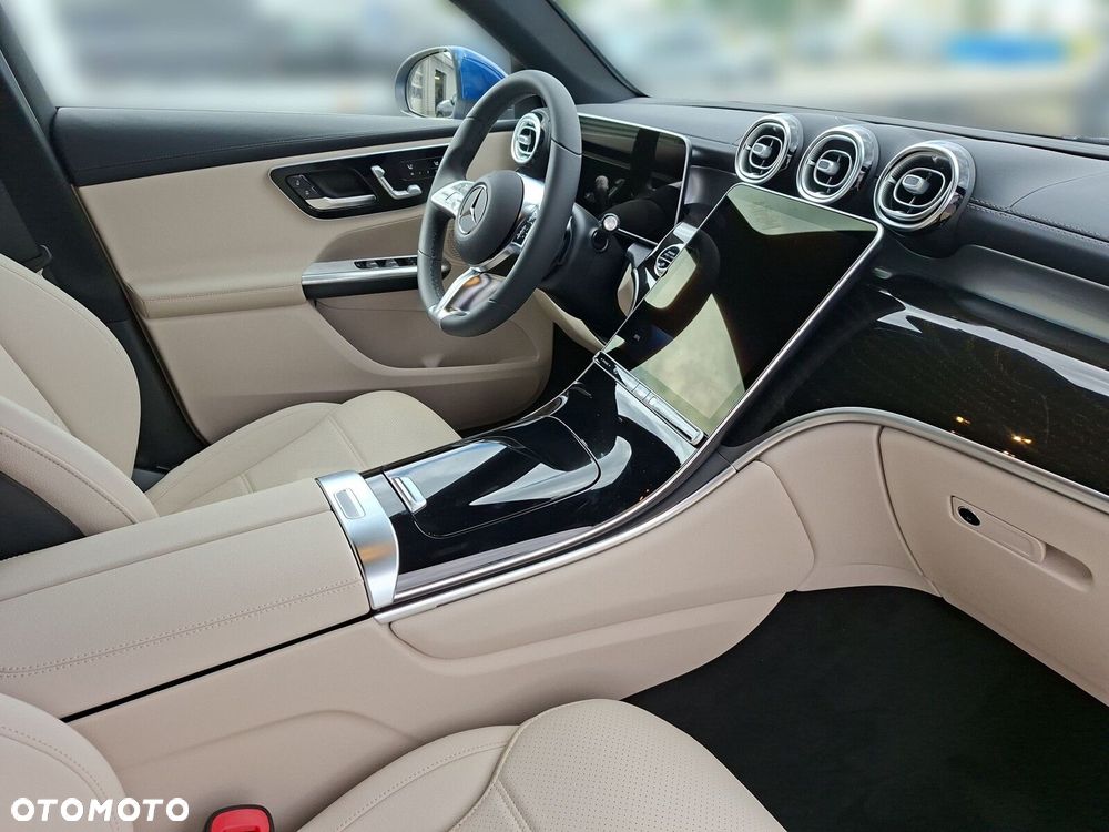 Mercedes-Benz GLC - 13