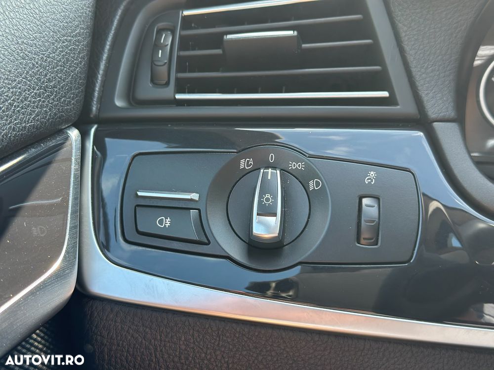 BMW Seria 5 525d xDrive AT - 21