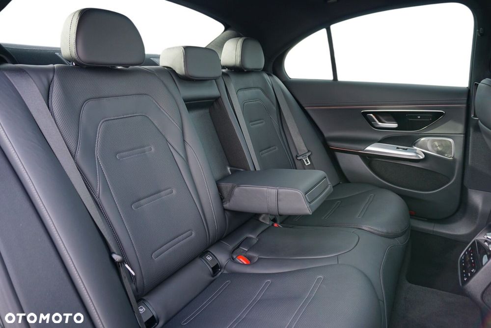 Mercedes-Benz Klasa E - 10