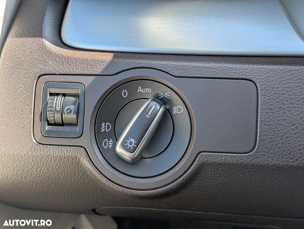 Volkswagen Passat CC 2.0 TDI DPF DSG - 32